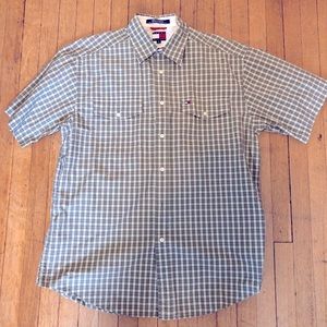 Vintage Tommy Hilfiger shirt 🔥